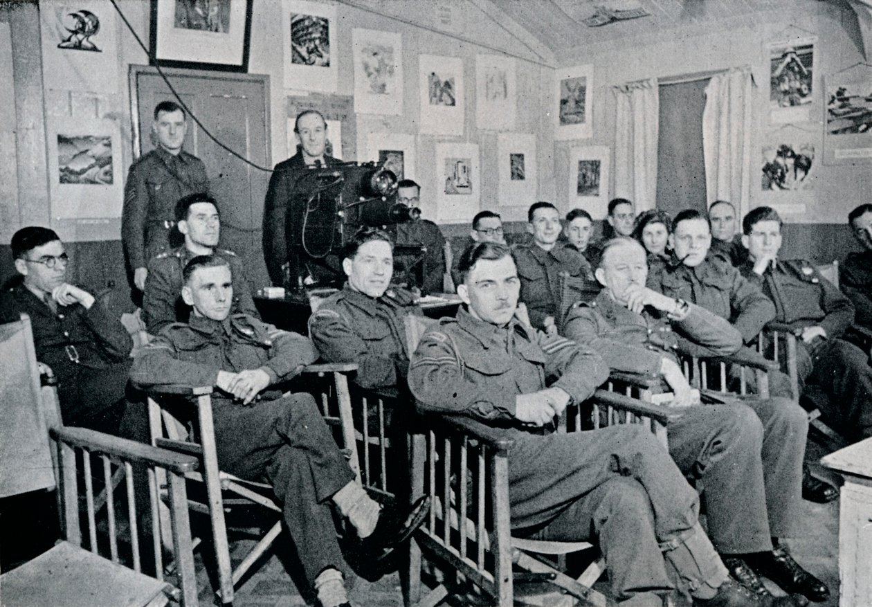 Armeijan taideryhmä: Adrian Hill, R.B.A., R.O.I., luennoi Picasson taiteesta ja tavoitteista, 1944 tekijältä Unbekannt