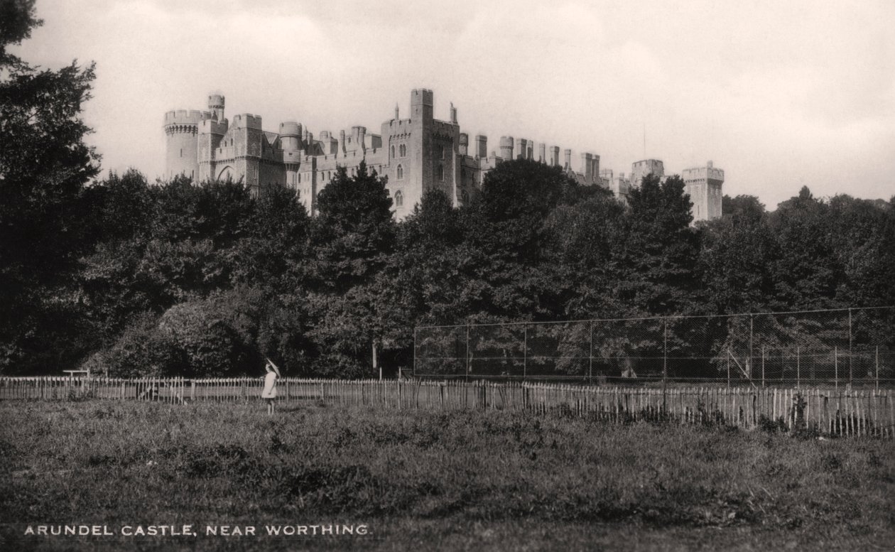 Arundelin linna, Länsi-Sussex, 1900-luvun alku tekijältä Unbekannt