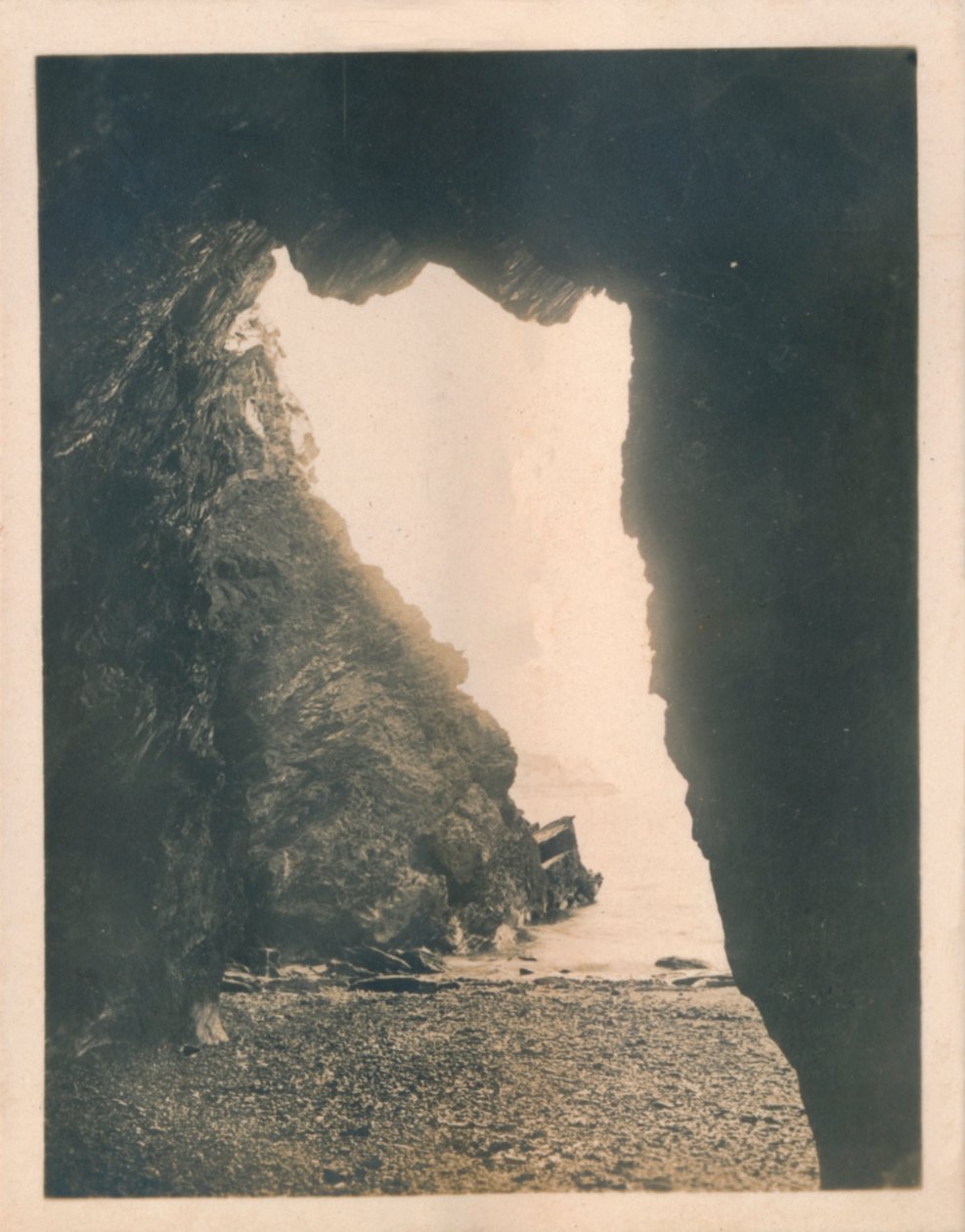 Atlantic Cavern - Newquay, 1927 tekijältä Unbekannt