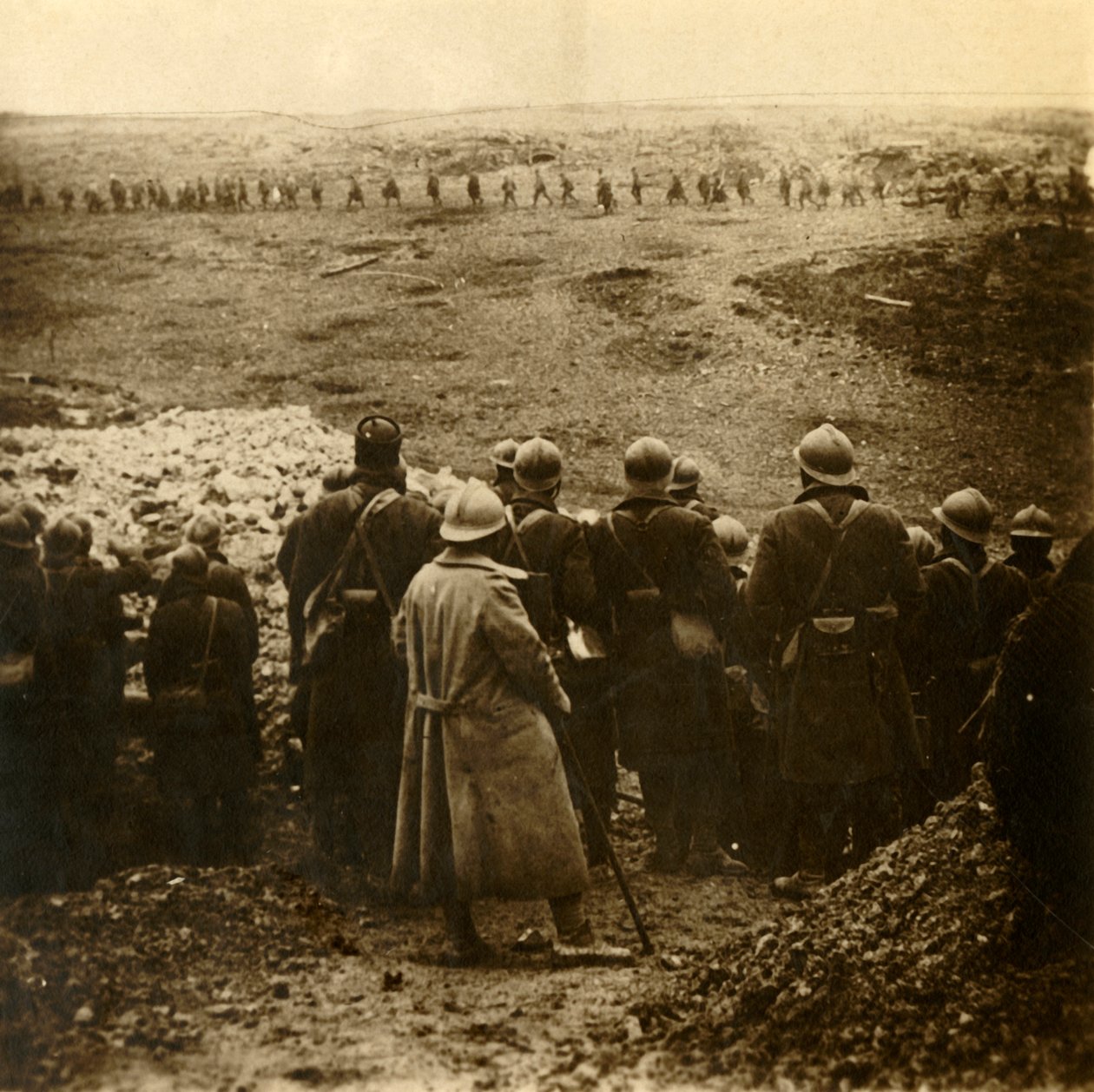 Hyökkäys Douaumontissa, Pohjois-Ranskassa, joulukuussa 1916 tekijältä Unbekannt