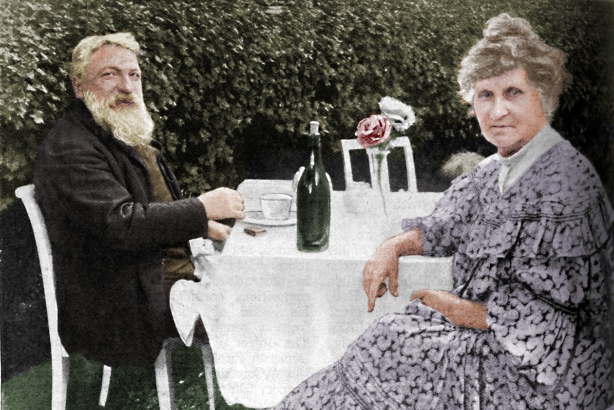 Auguste Rodin - Rodin ja hänen vaimonsa puutarhassaan Meudonissa, 1925 tekijältä Unbekannt