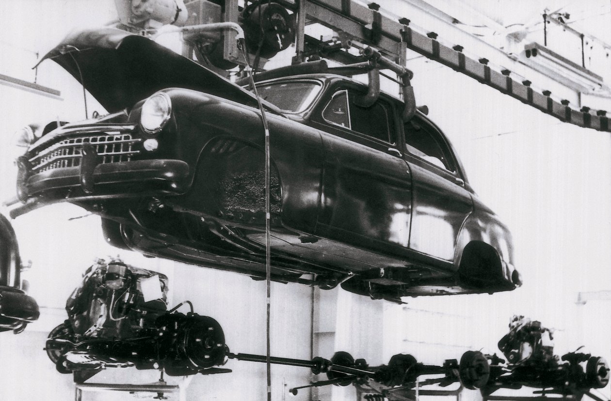 Espanjalaisen Seatin autoteollisuus Barcelonassa, 2.6.1953 (b/w kuva) tekijältä Unbekannt