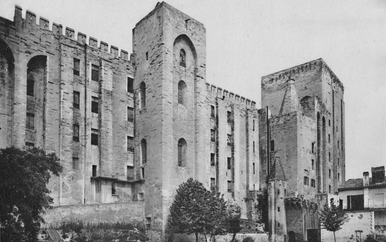 Avignon. - Popes Palace St. Jean ja Trouillas Towers West Front, 1925 tekijältä Unbekannt