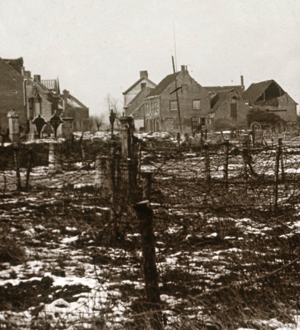 Piikkilanka, Nieuwkapelle, Flanderi, Belgia, c1914-c1918 tekijältä Unbekannt