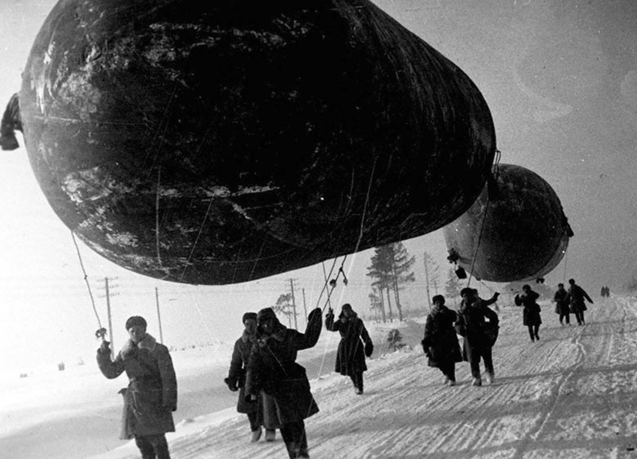 Ilmapallot Moskovan lähellä, Neuvostoliitto, toinen maailmansota, 1941 tekijältä Unbekannt