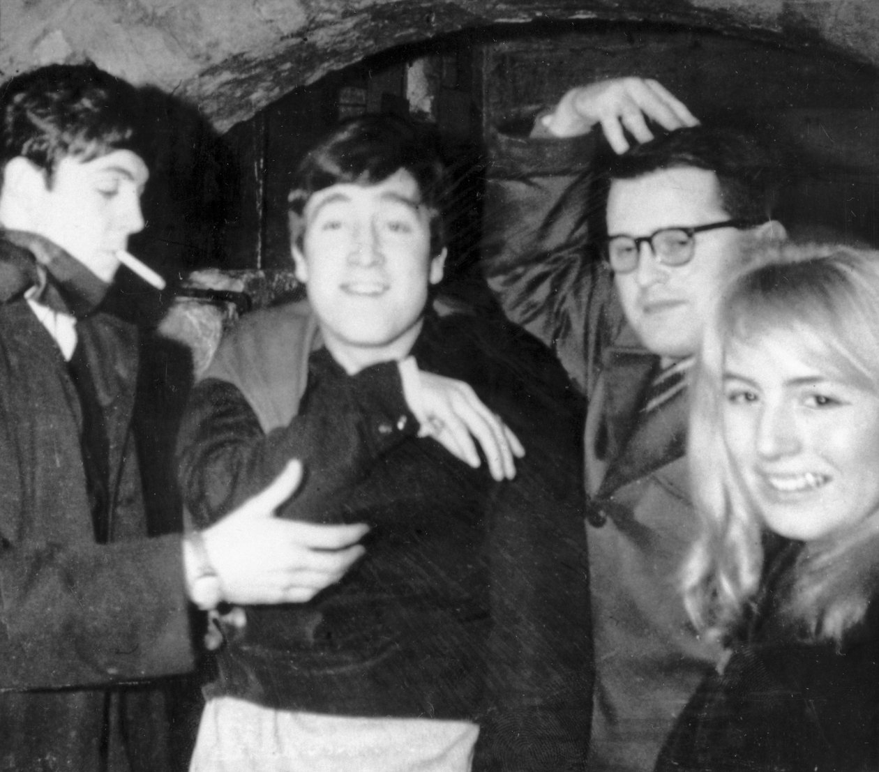 Beatles John Lennon ja Paul McCartney Cavern Clubissa vuonna 1960 tekijältä Unbekannt