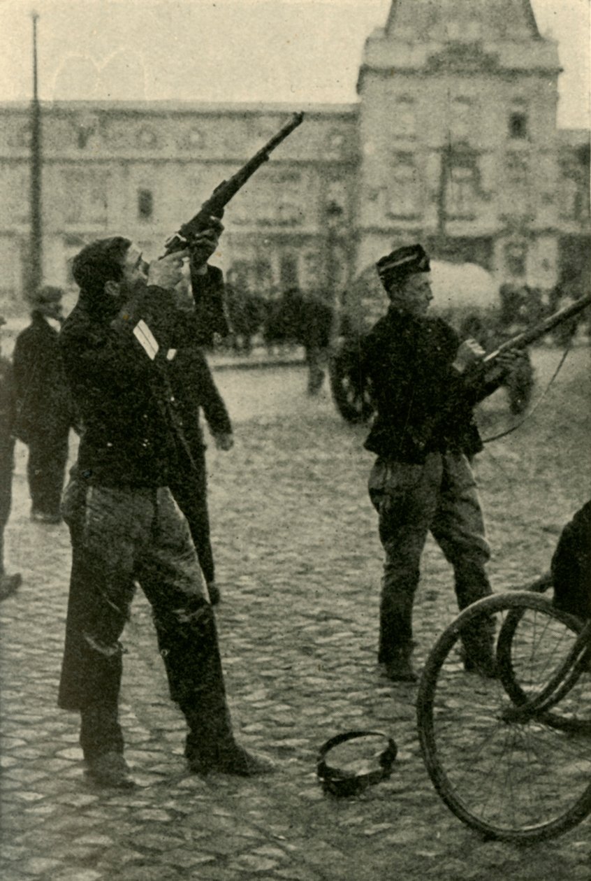 Belgialaiset sotilaspyöräilijät ampumassa saksalaiseen lentokoneeseen, ensimmäinen maailmansota, 1914-1918, c1920. tekijältä Unbekannt