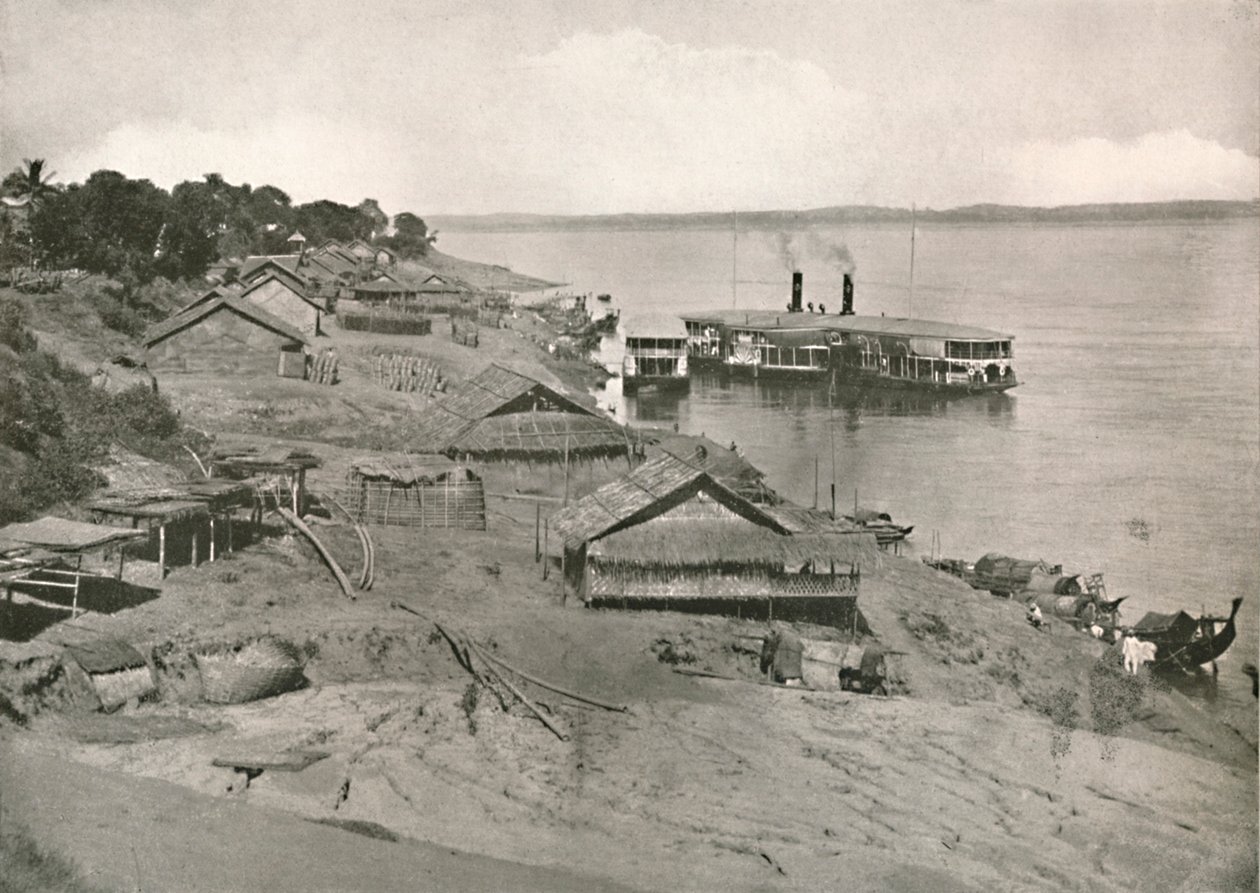 Bhamo - Irrawaddy Flotilla Mail Steamer at the Ghat, 1900. tekijältä Unbekannt