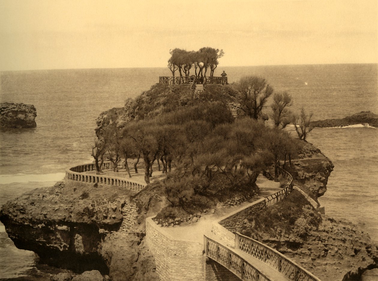 Biarritz - Bastan kallio, vuodelta 1930. tekijältä Unbekannt