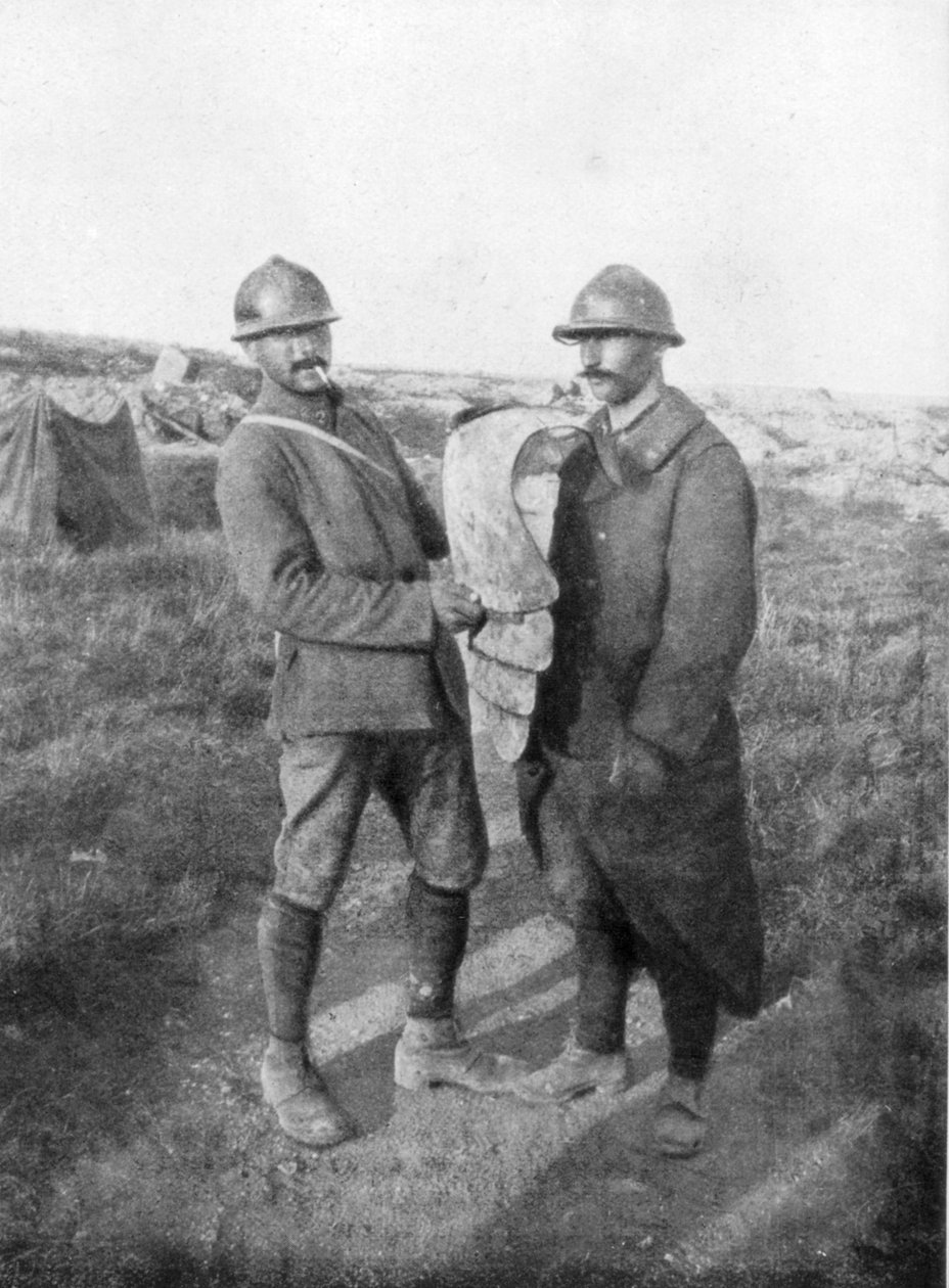 Saksan Sturmtruppen-myrskyjoukkojen vartalosuojat, Verdun, 1917, 1926 tekijältä Unbekannt
