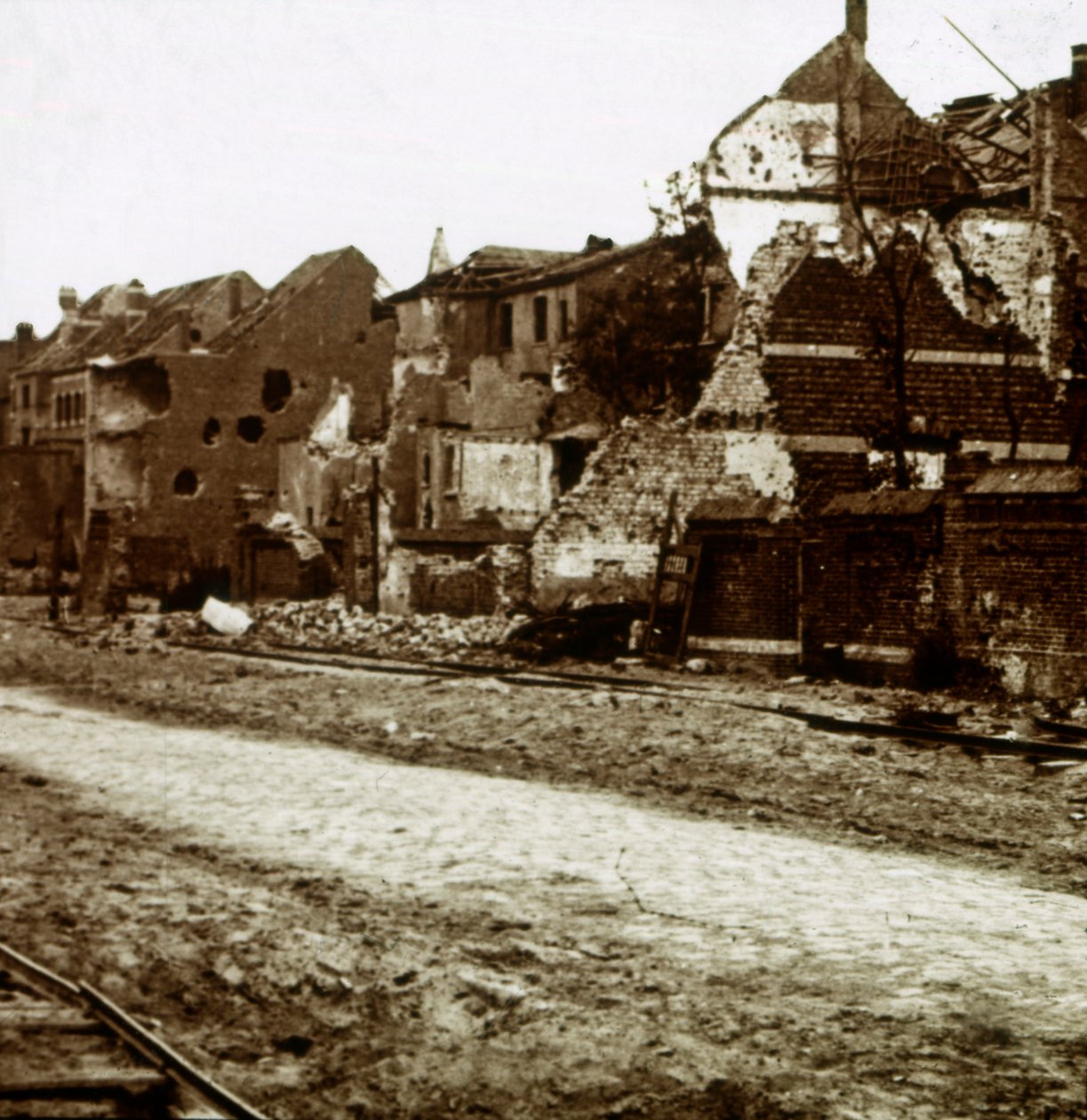 Pommitetut rakennukset, Nieuwpoort, Flanderi, Belgia, c1914-c1918 tekijältä Unbekannt