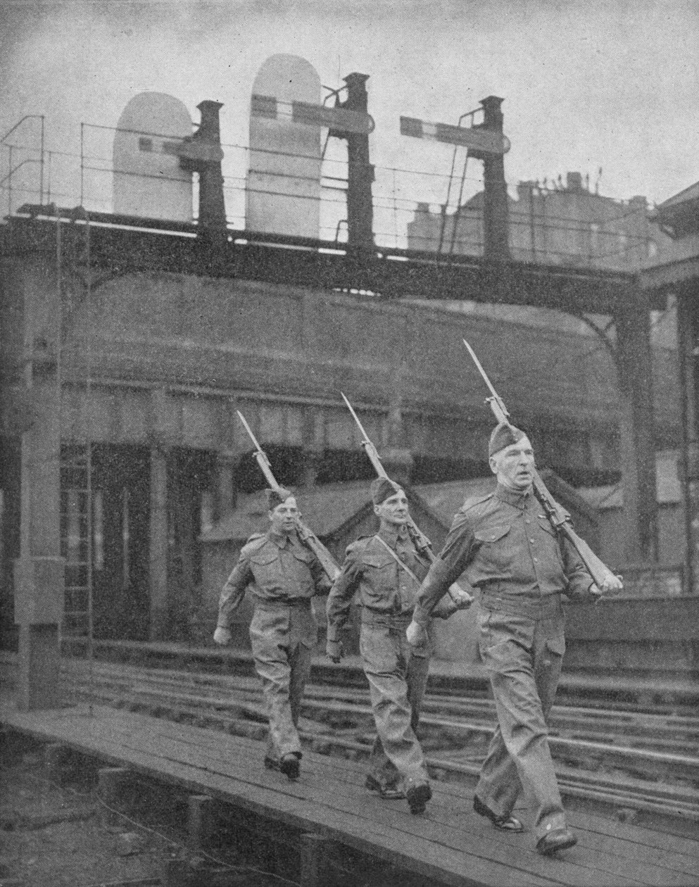 Britain on Guard, 1940, 1940 tekijältä Unbekannt