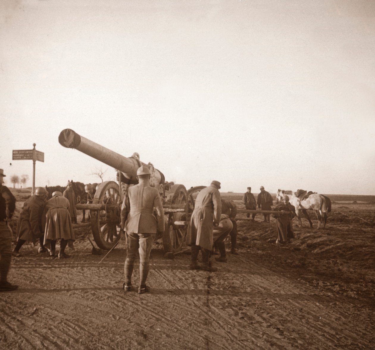 Hajonnut raskas tykistö, Somme, Pohjois-Ranska, c1914-c1918 tekijältä Unbekannt