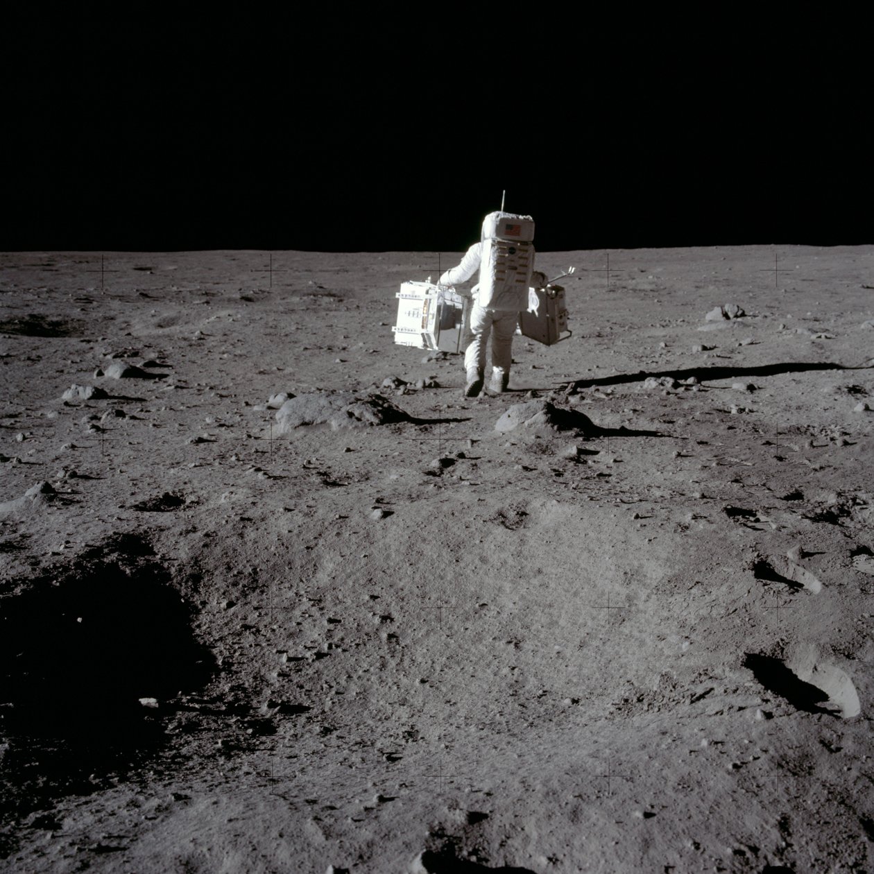 Buzz Aldrin Tranquility Basessa tekijältä Unbekannt
