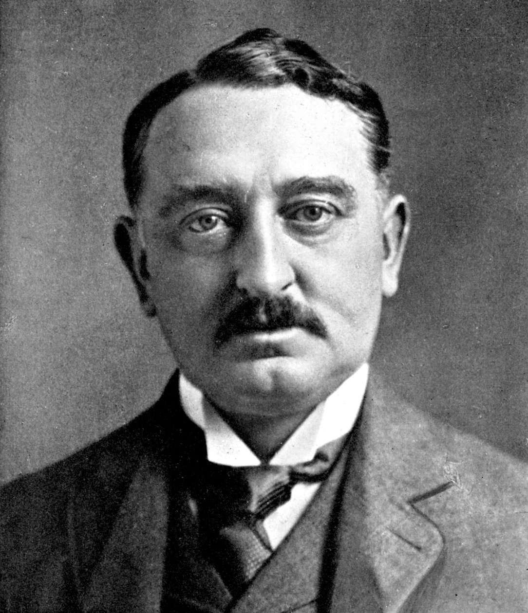Cecil Rhodes, 1800-luvun englantilaissyntyinen Etelä-Afrikan valtiomies, 1905 tekijältä Unbekannt