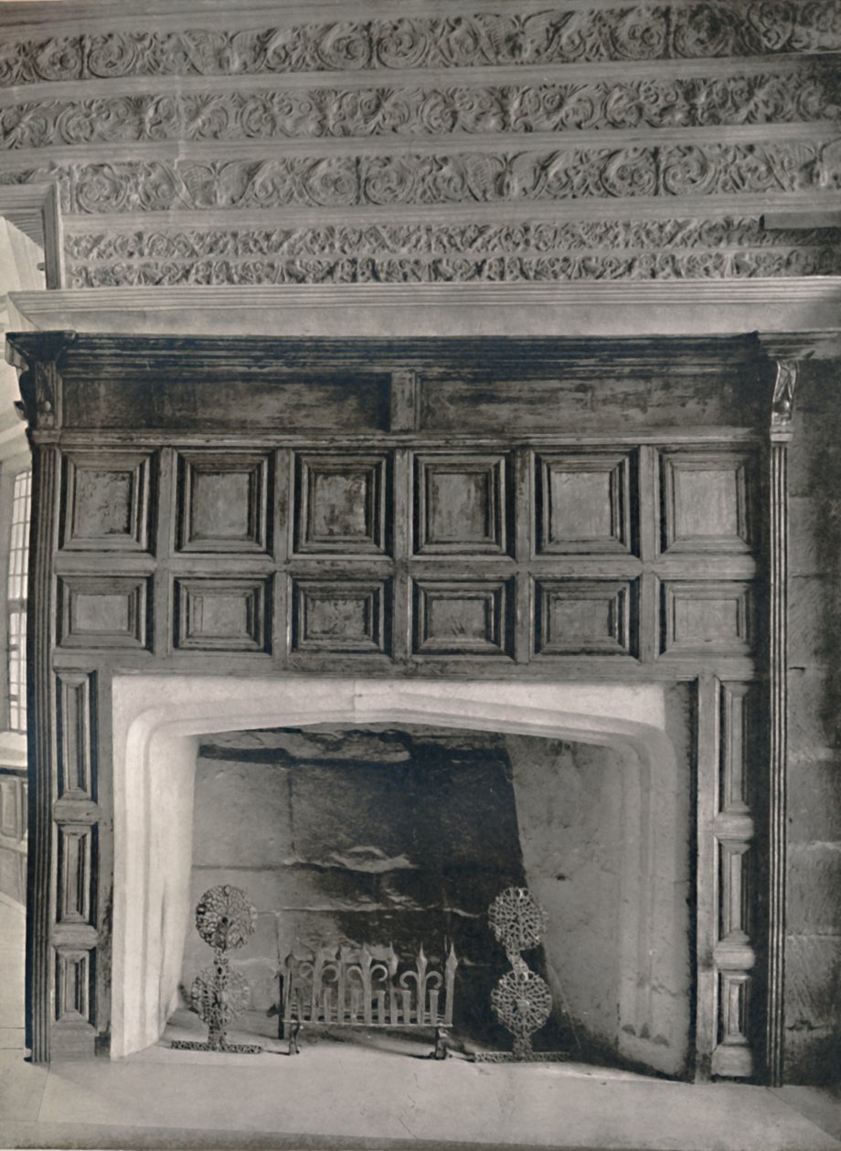 Chimney Piece in the Dining Room, Haddon Hall, Derbyshire, 1927 tekijältä Unbekannt