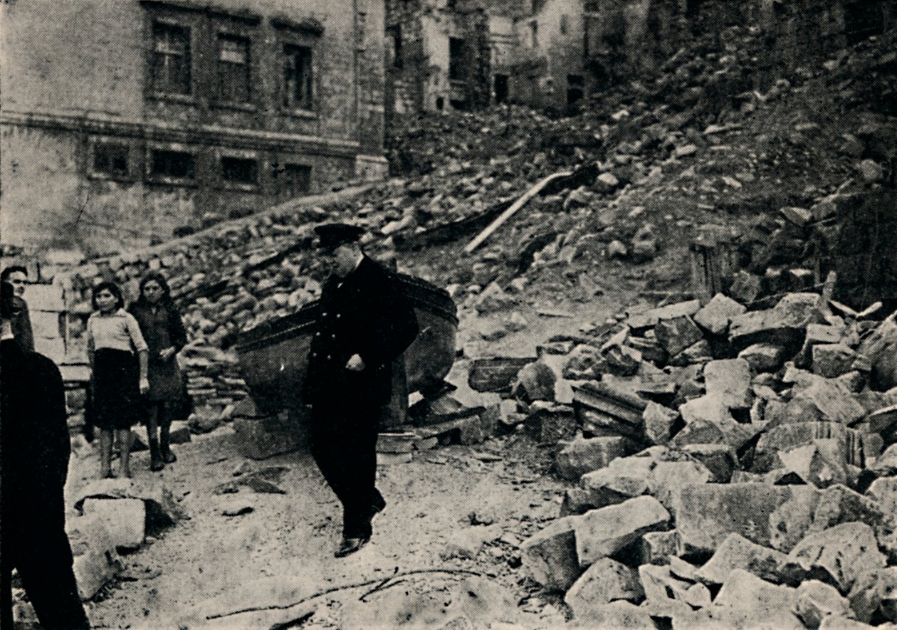 Churchill vierailee pahoinpidellyllä Maltalla, 1943, 1945. tekijältä Unbekannt