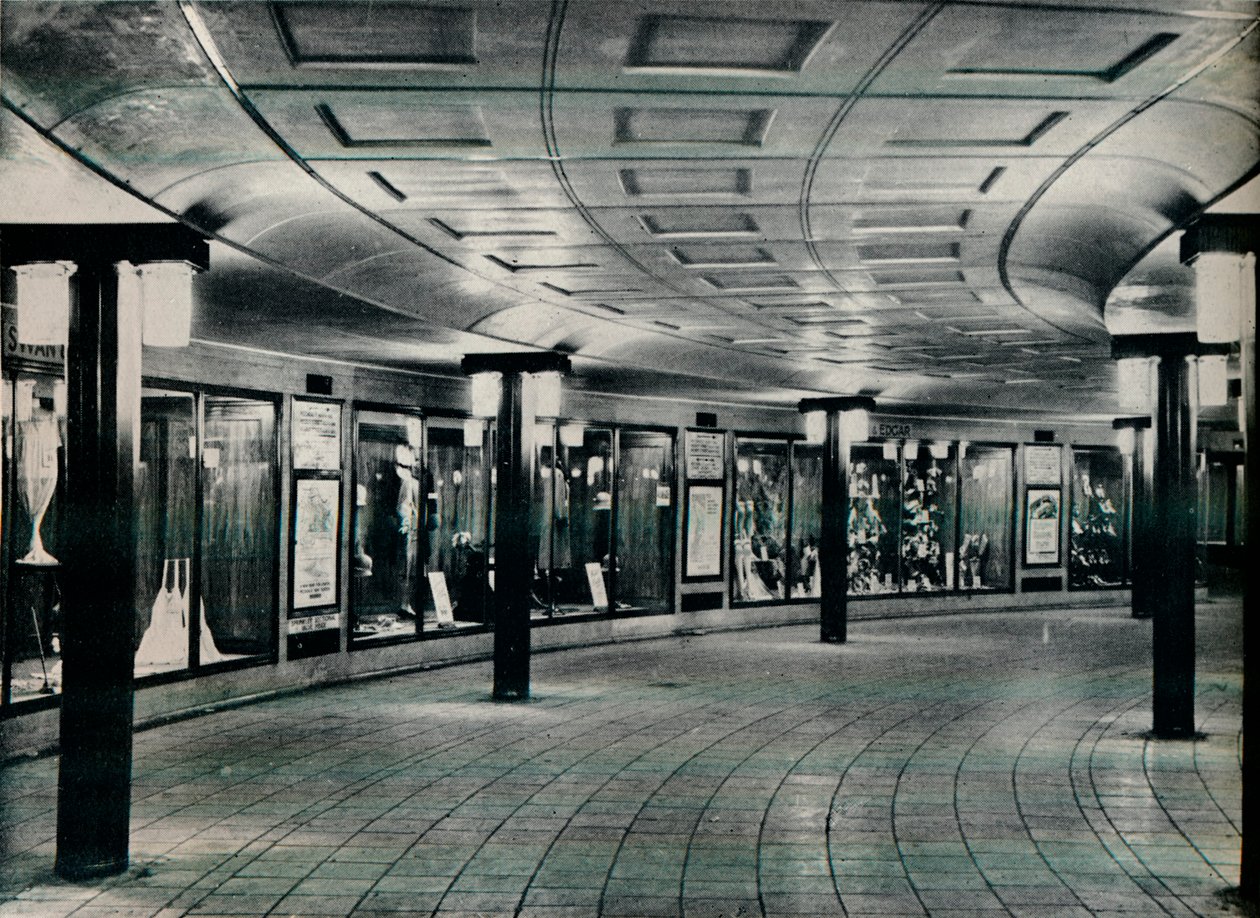 Piccadilly Circus Stationin kiertoalue, 1929 tekijältä Unbekannt