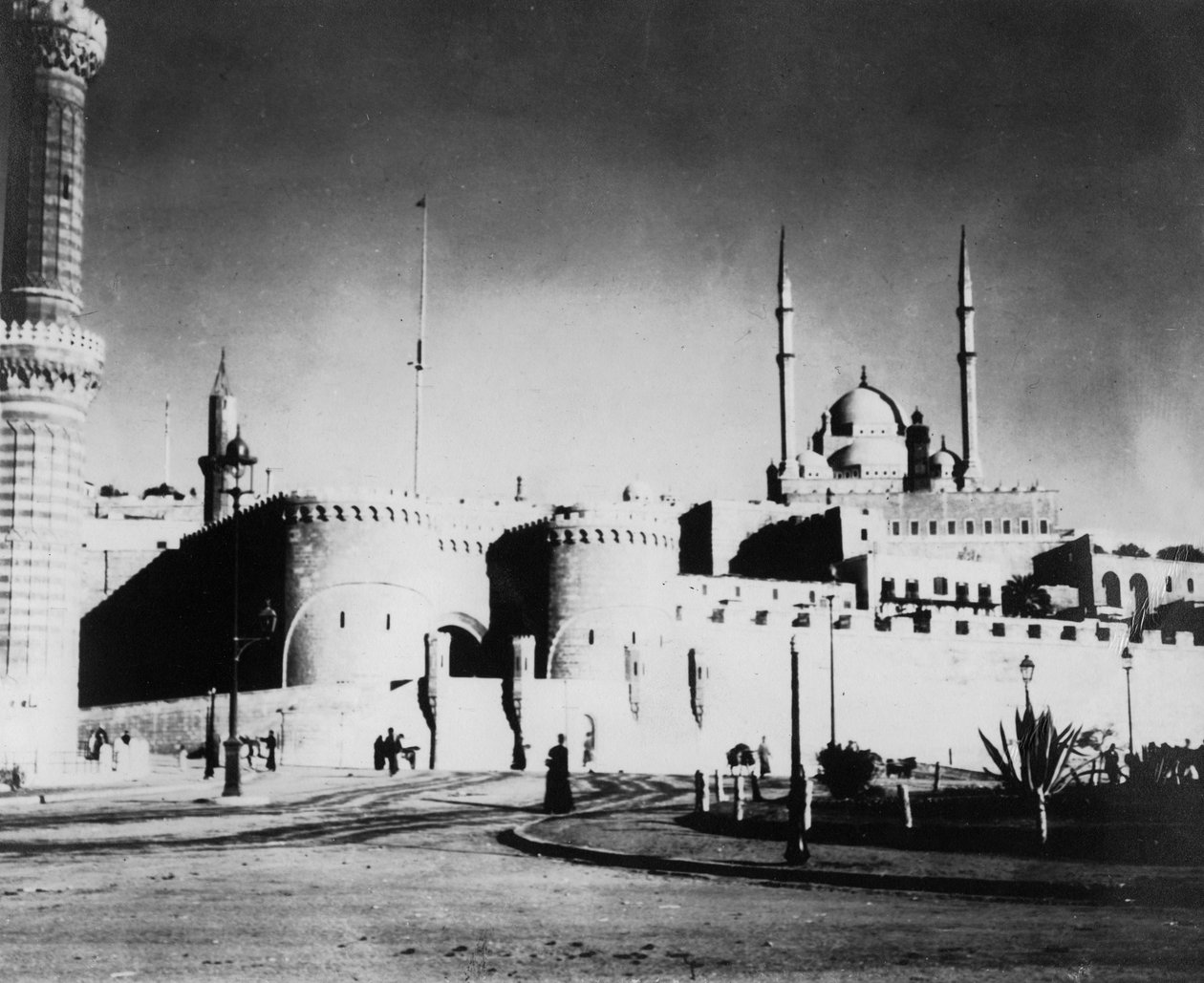 Linnoitus ja Mohammed Ali -moskeija, Kairo, Egypti, 1800-luvun loppu tai 1900-luvun alku tekijältä Unbekannt