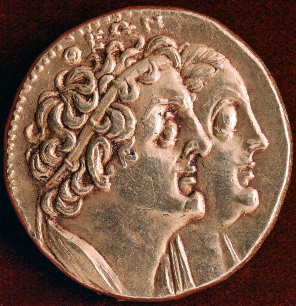 Ptolemaios I:n ja Berenike I:n kolikko, Ptolemaioksen valtakunta Egyptissä, 3. vuosisadalla eaa. tekijältä Unbekannt