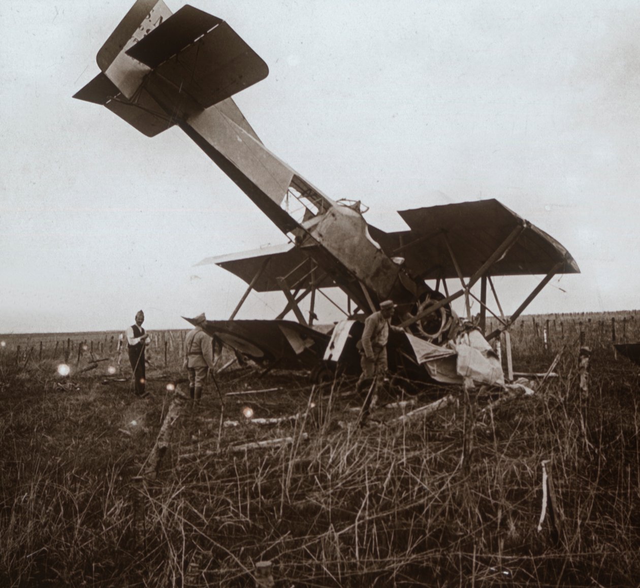 Pudonnut kone, Tracy-le-Val, Pohjois-Ranska, c1914-c1918 tekijältä Unbekannt