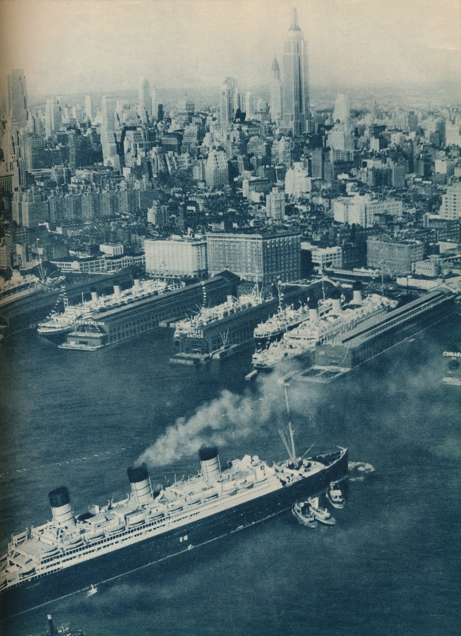 Cunard White Star -linjalaiva Berengaria, lähestyy Cunardin laituria, 1936 tekijältä Unbekannt