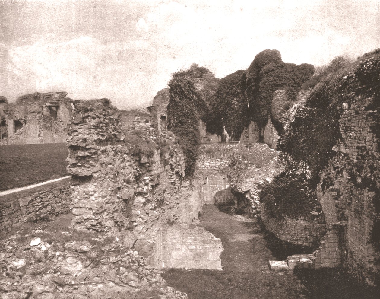 Denbighin linna, Denbighshire, Wales, 1894. tekijältä Unbekannt