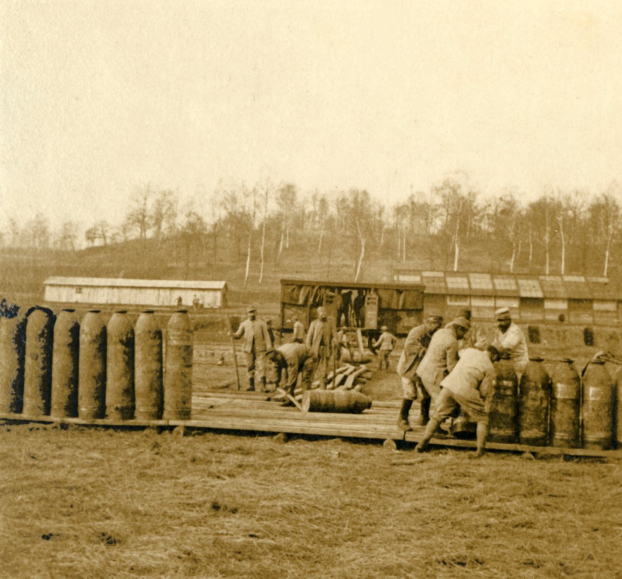 Varasto suurille kuorille, c1914-c1918 tekijältä Unbekannt