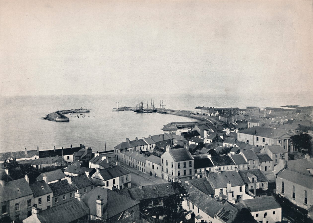 Donaghadee - Näkymä kirkon tornista, jossa näkyy satama, 1895 tekijältä Unbekannt