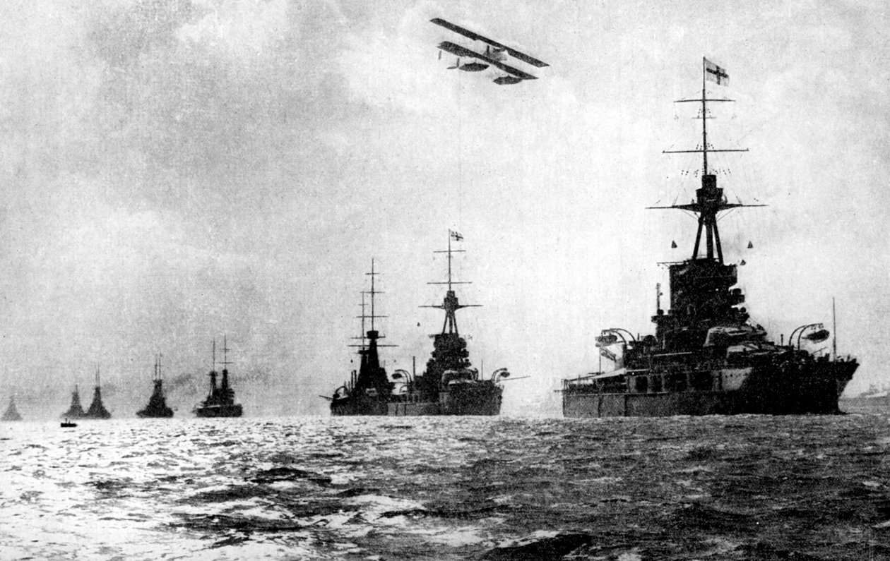 Dreadnoughts ja vesilentokone, British Grand Fleet, Pohjanmeri, ensimmäinen maailmansota, 1914 tekijältä Unbekannt