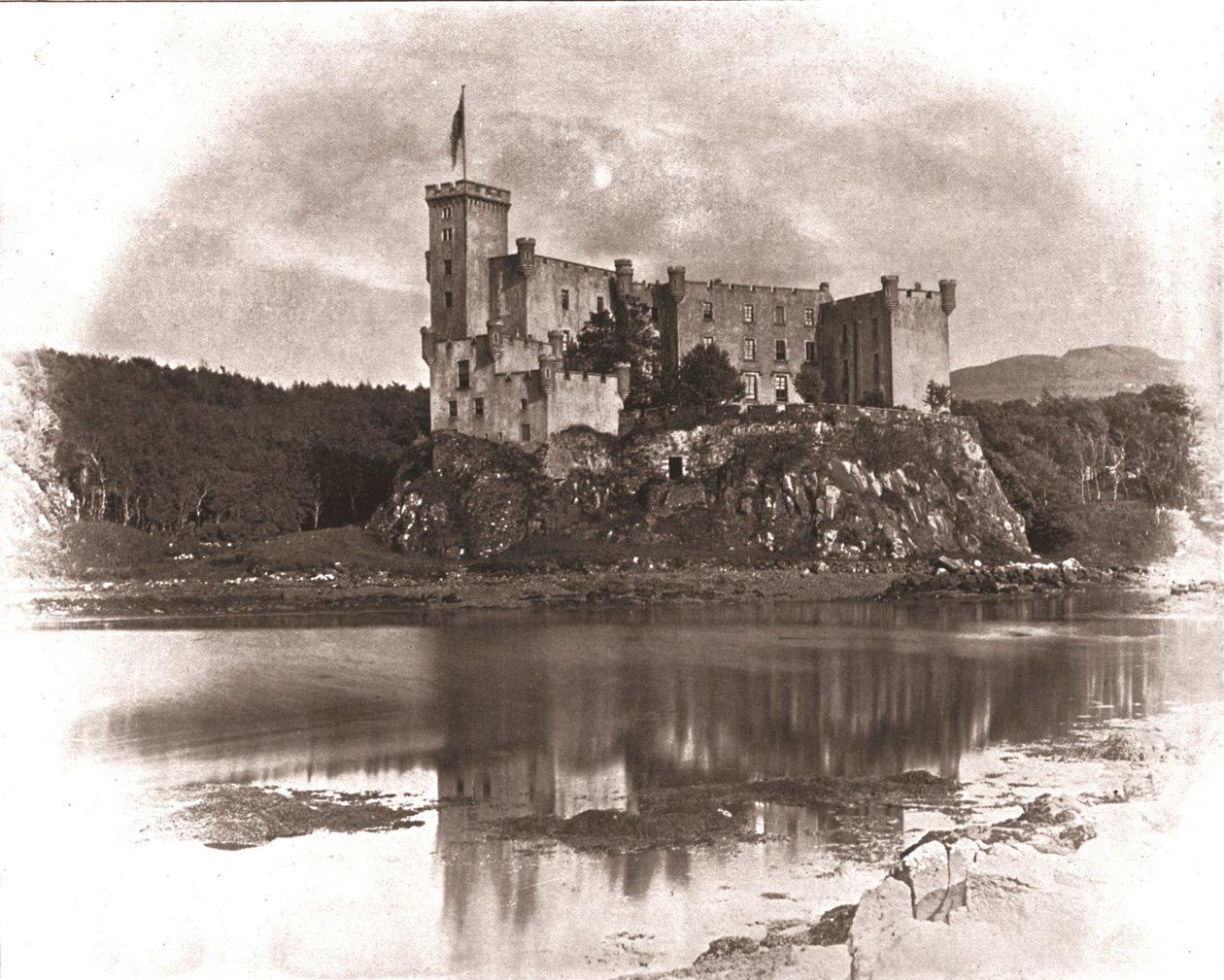 Dunvegan Castle, Isle of Skye, Skotlanti, 1894. tekijältä Unbekannt