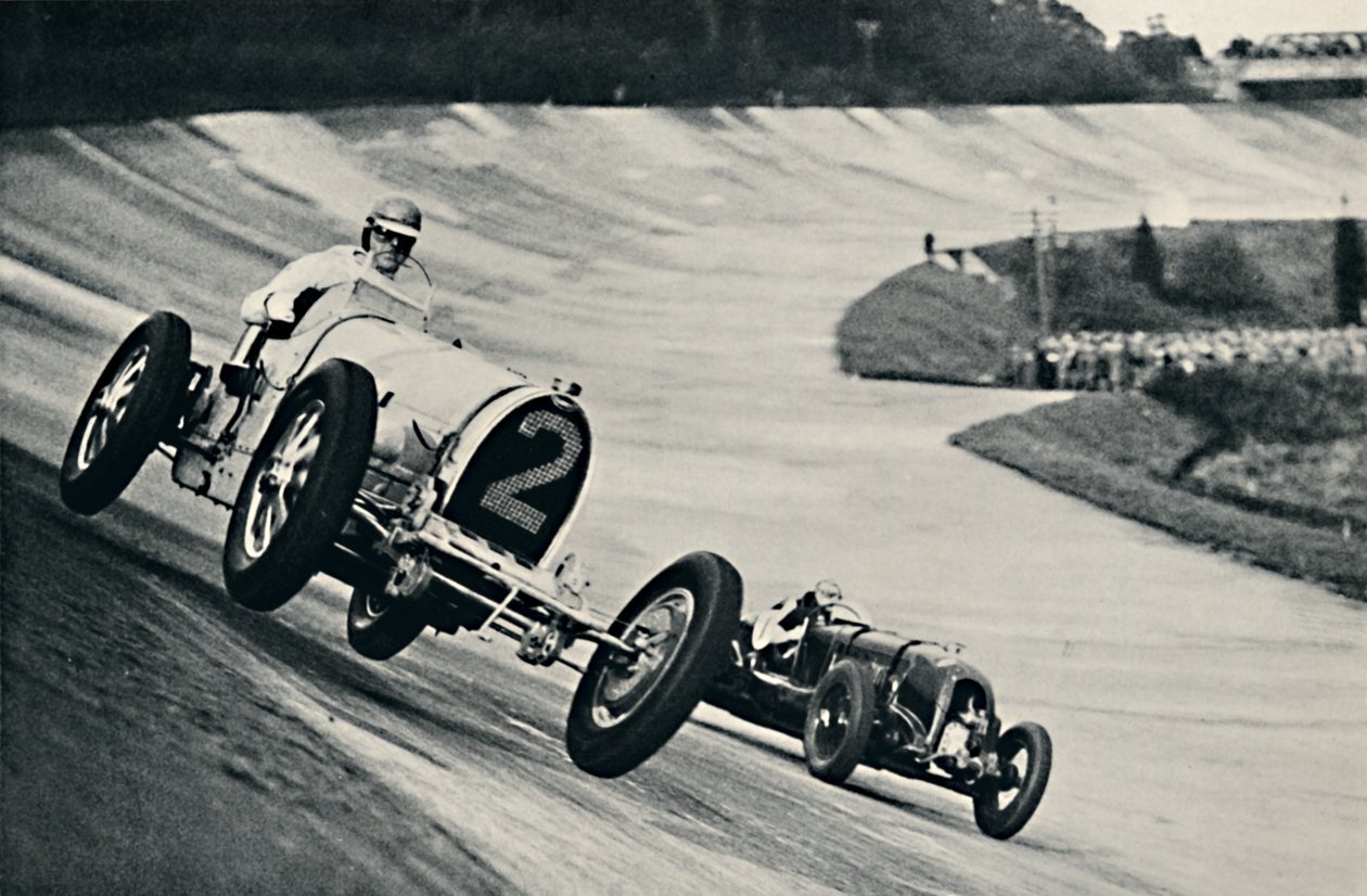 Earl Howe ja Sir Henry Birkin kilpailevat Brooklandsissa, 1937 tekijältä Unbekannt