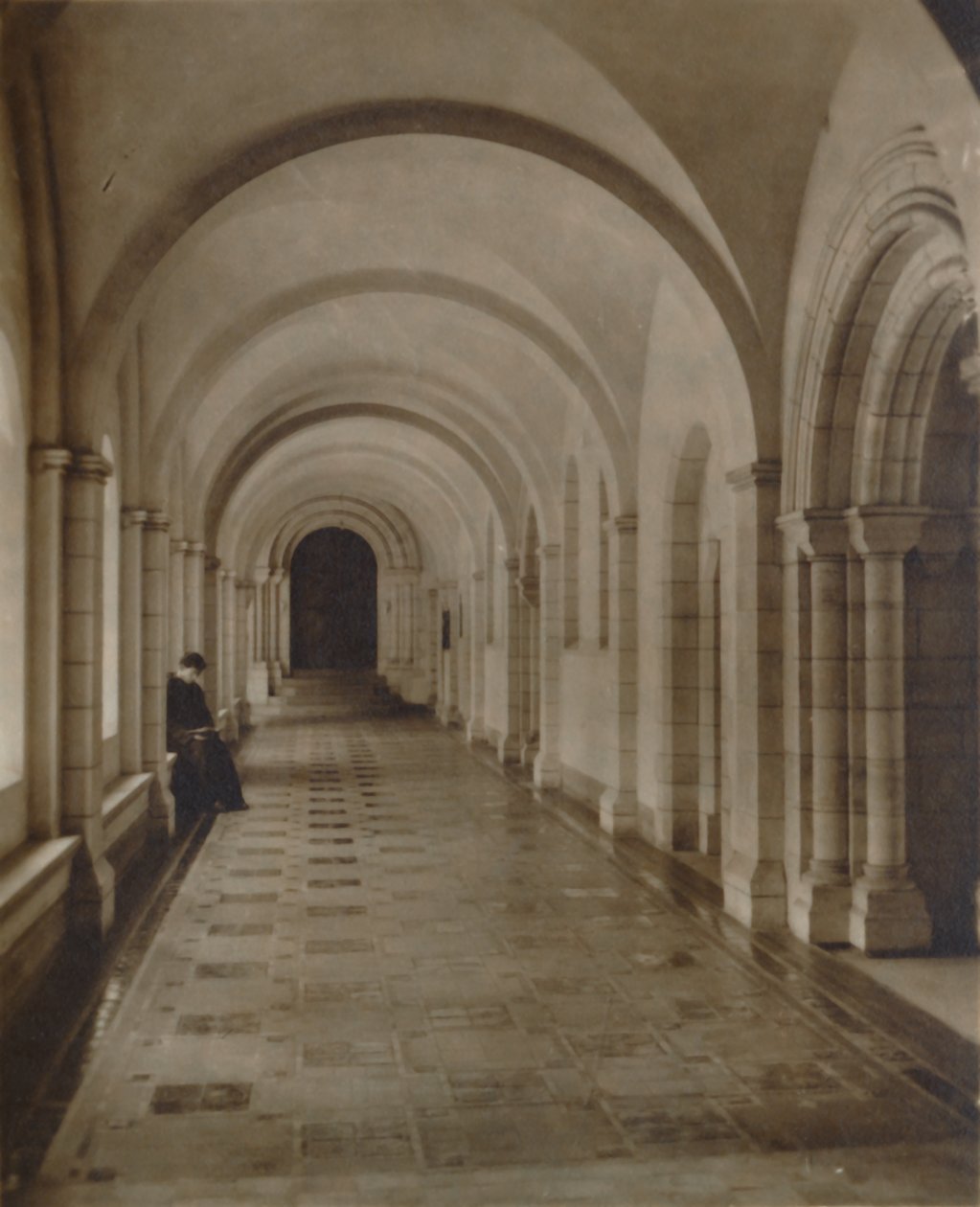 East Cloister, Buckfast Abbey, 1800-luvun loppu - 1900-luvun alku tekijältä Unbekannt
