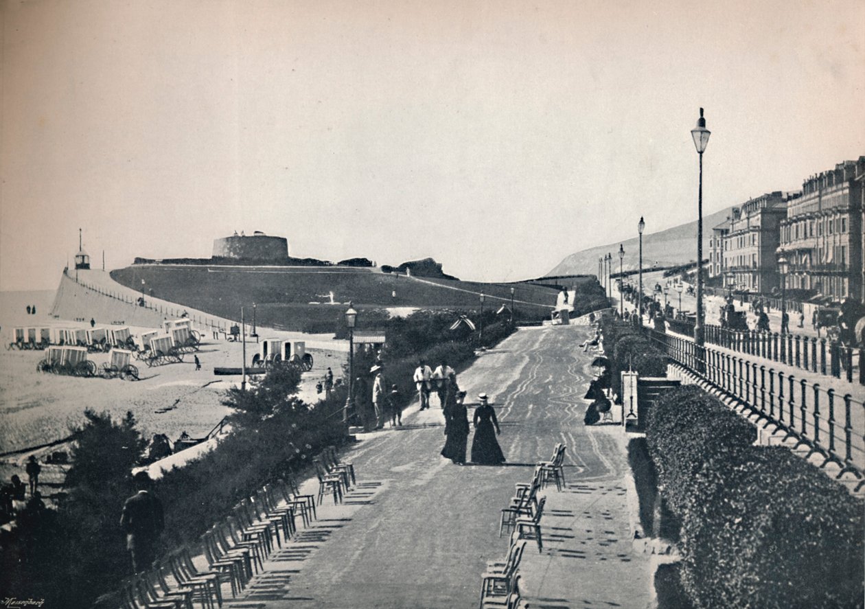 Eastbourne - Promenade, joka näyttää toivetornin, 1895 tekijältä Unbekannt