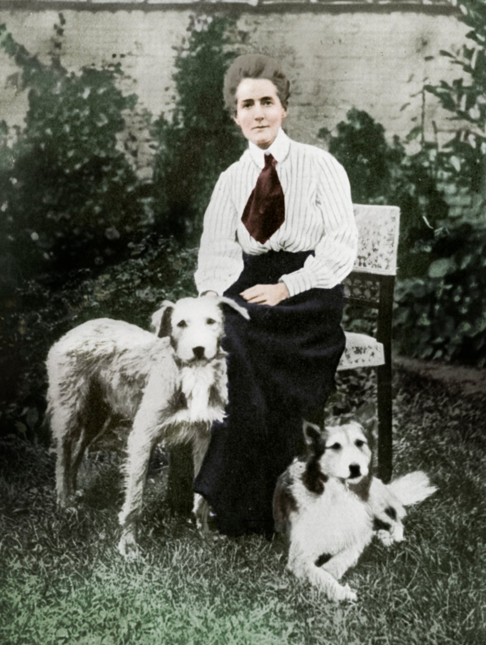 Edith Cavell lemmikkikoiriensa kanssa, v. 1915 tekijältä Unbekannt