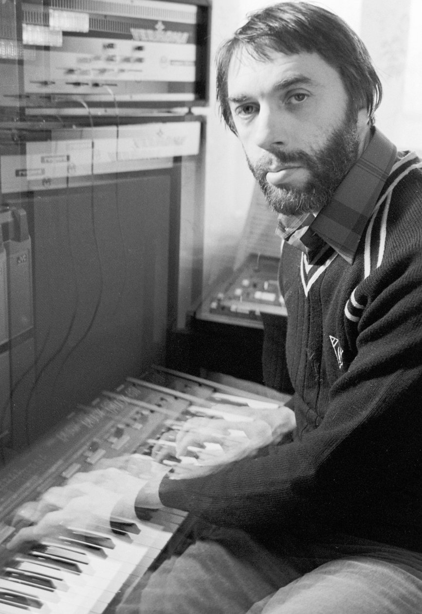 Eduard Artemjev, venäläinen säveltäjä, 1984. tekijältä Unbekannt