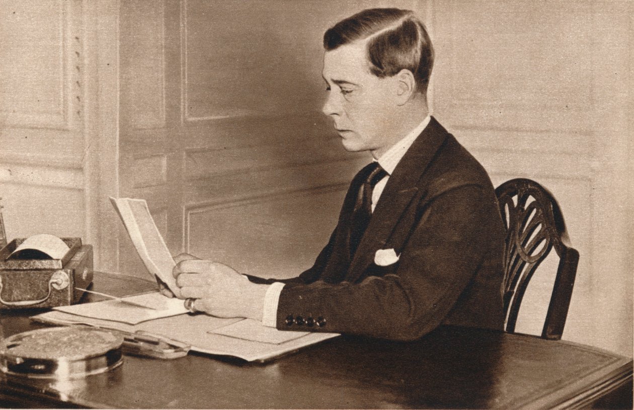 Edward VIII työskentelee toimistossaan St. Jamesin palatsissa Lontoossa, 1936 tekijältä Unbekannt