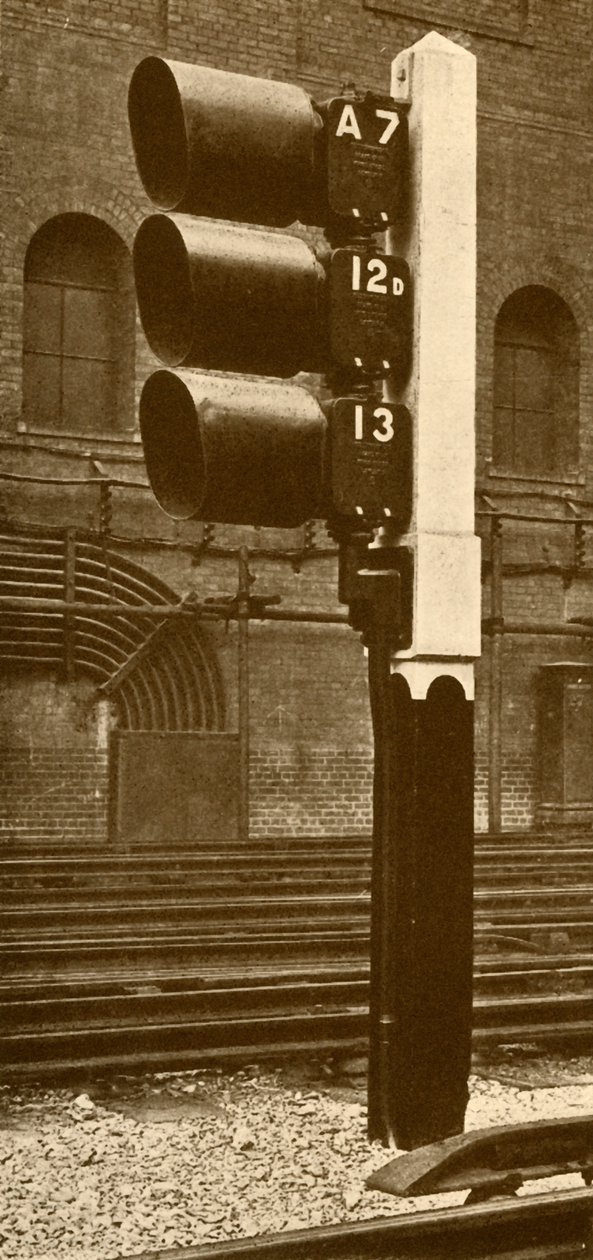 Sähkölamppujen signaalit, varjostimet päiväkäyttöön, Baker Street Station, Metropolitan Railway, 193 tekijältä Unbekannt