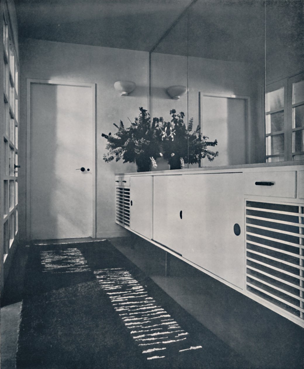 Shrubs Woodin sisäänkäynnin aula, Chalfont St. Giles, 1936 tekijältä Unbekannt