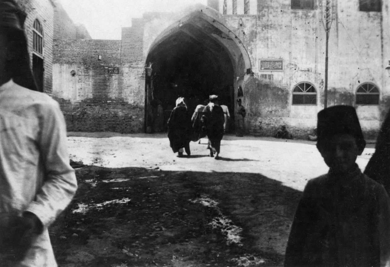 Bagdadin basaarin sisäänkäynti, Mesopotamia, ensimmäinen maailmansota, 1918 tekijältä Unbekannt