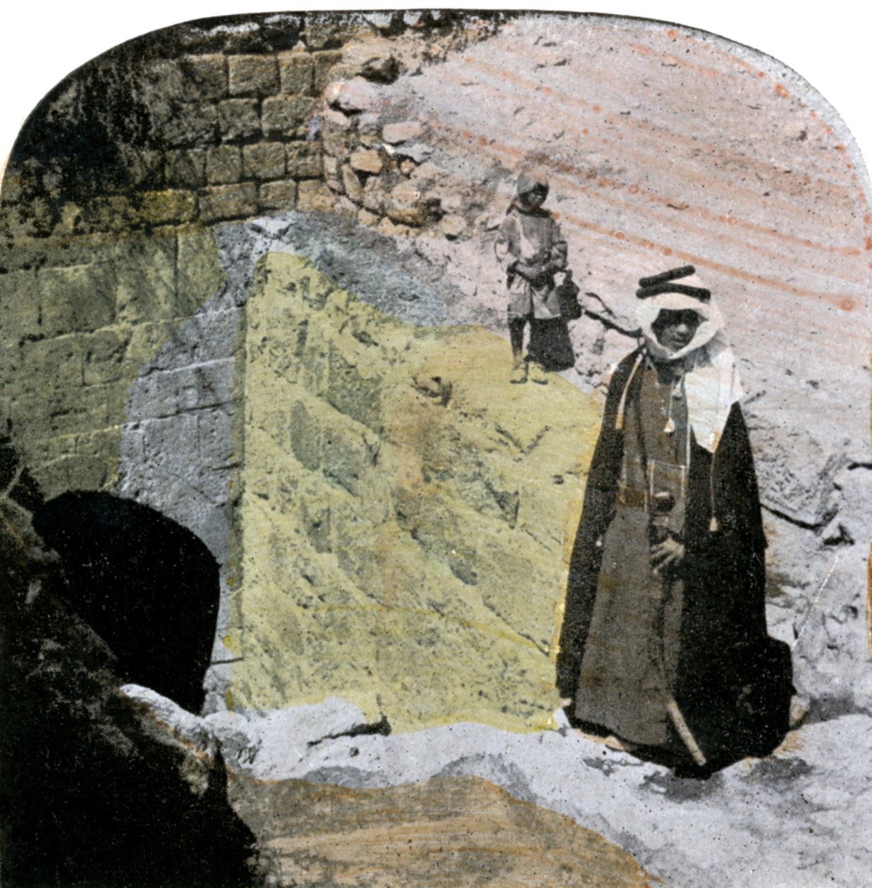 Neitsyiden suihkulähteen sisäänkäynti, Jerusalem, Israel, 1800-luvun loppu tekijältä Unbekannt