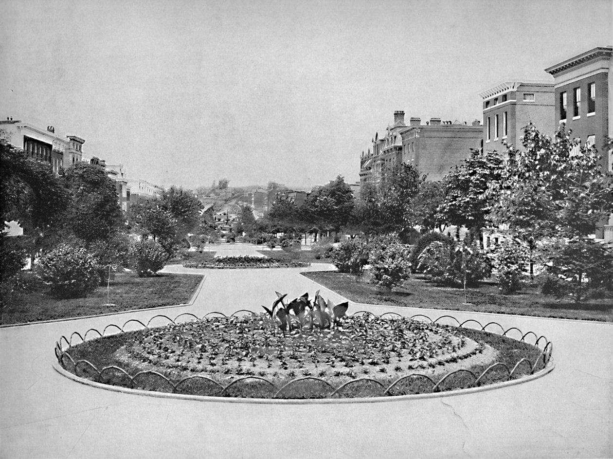 Eutaw Place katselee pohjoista, Baltimore, Md., c1897. tekijältä Unbekannt