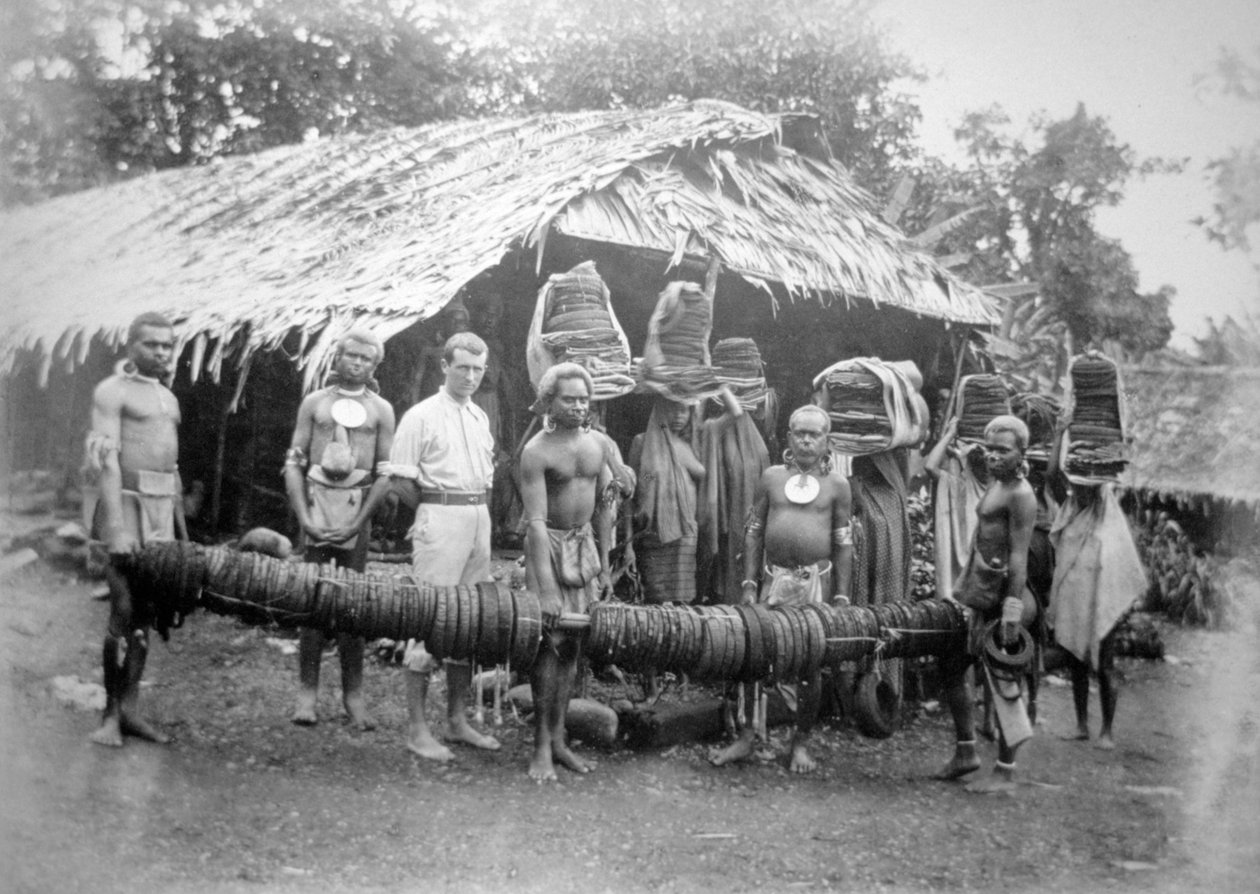 Höyhenraha, tuotu Forrestin taloon Neluaan, 1892 tekijältä Unbekannt