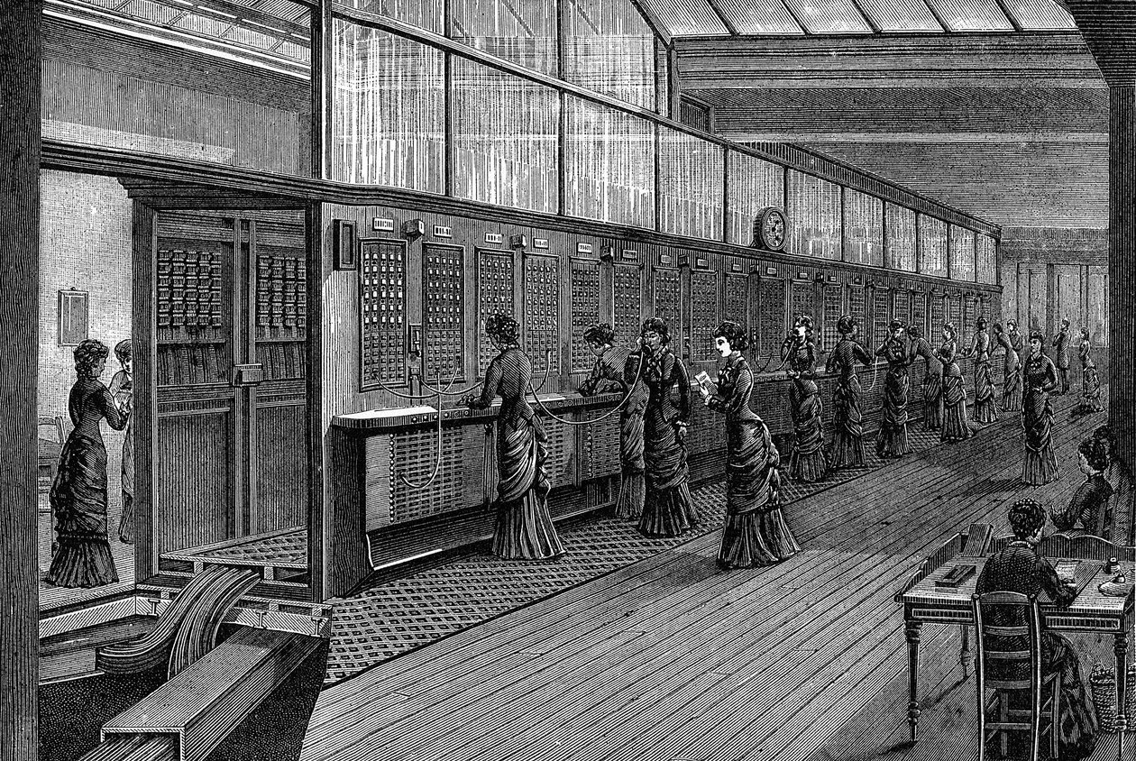 Naispuheenjohtajat keskuspuhelinkeskuksessa Pariisissa, 1890 tekijältä Unbekannt