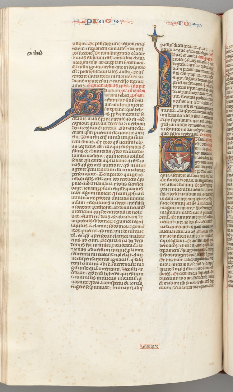 Fol. 357v, Joona, historiallinen alkukirjain E, valaan nielemä Joona, muurien ympäröimä kaupunki yllä, n. 1275- tekijältä Unbekannt
