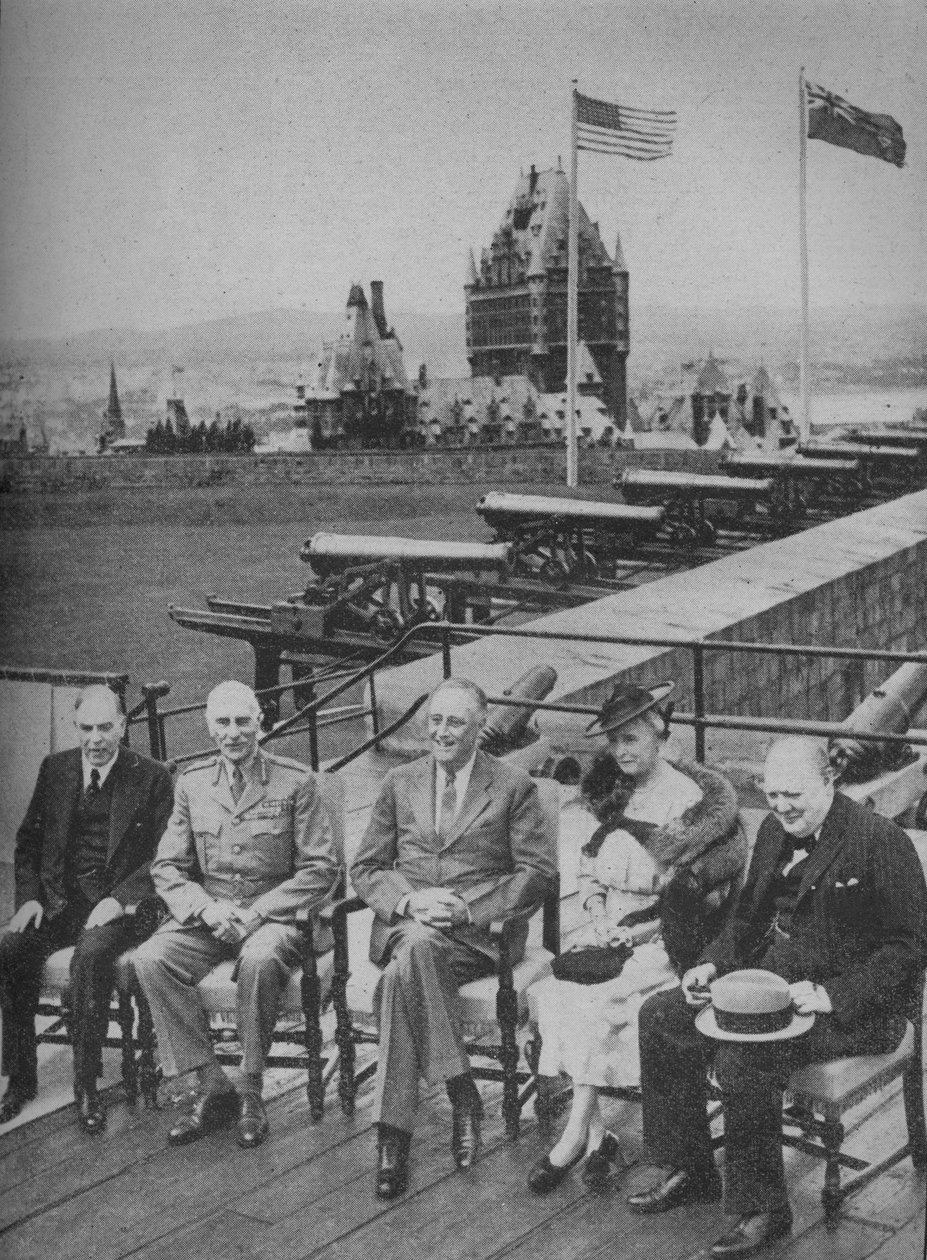 Neljäs Churchill-Roosevelt-konferenssi, 1943-44 tekijältä Unbekannt