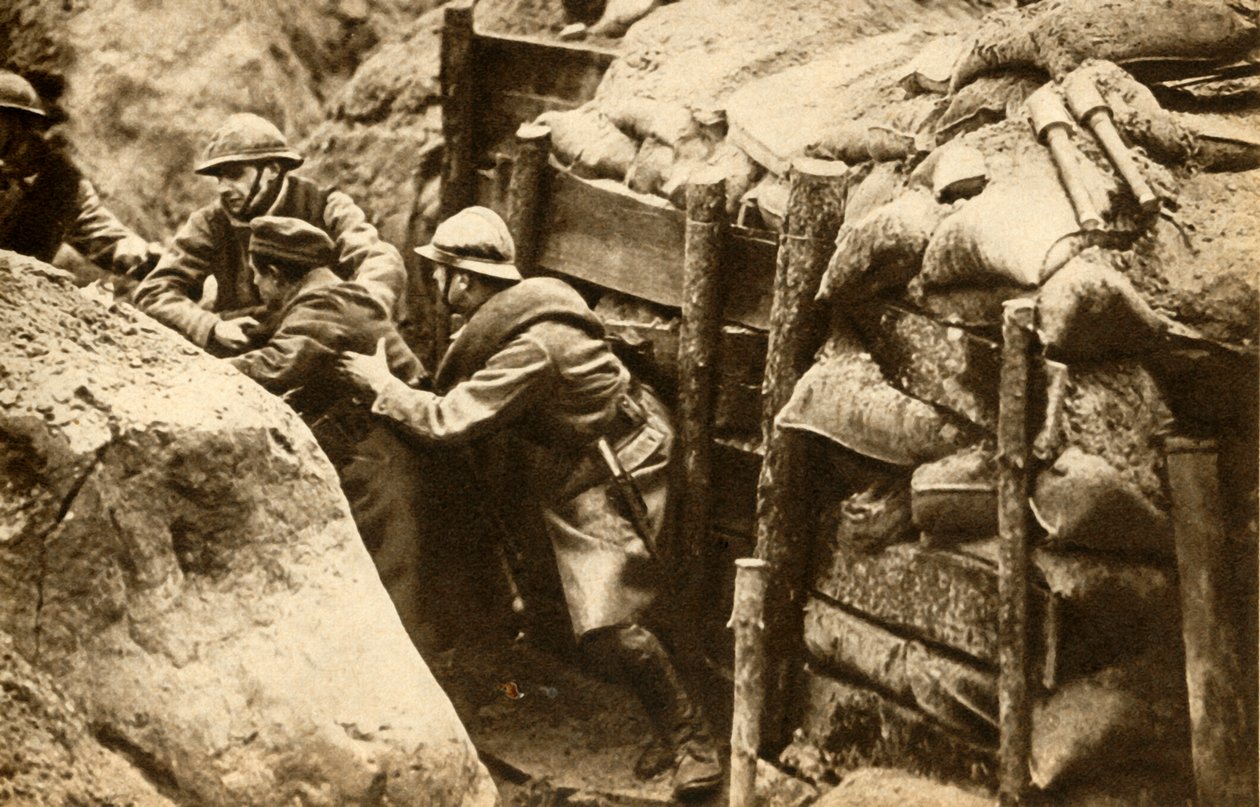 Ranskalaiset sotilaat hyökkäämässä saksalaiseen kaivatoon, ensimmäinen maailmansota, 1914-1918, 1933. tekijältä Unbekannt