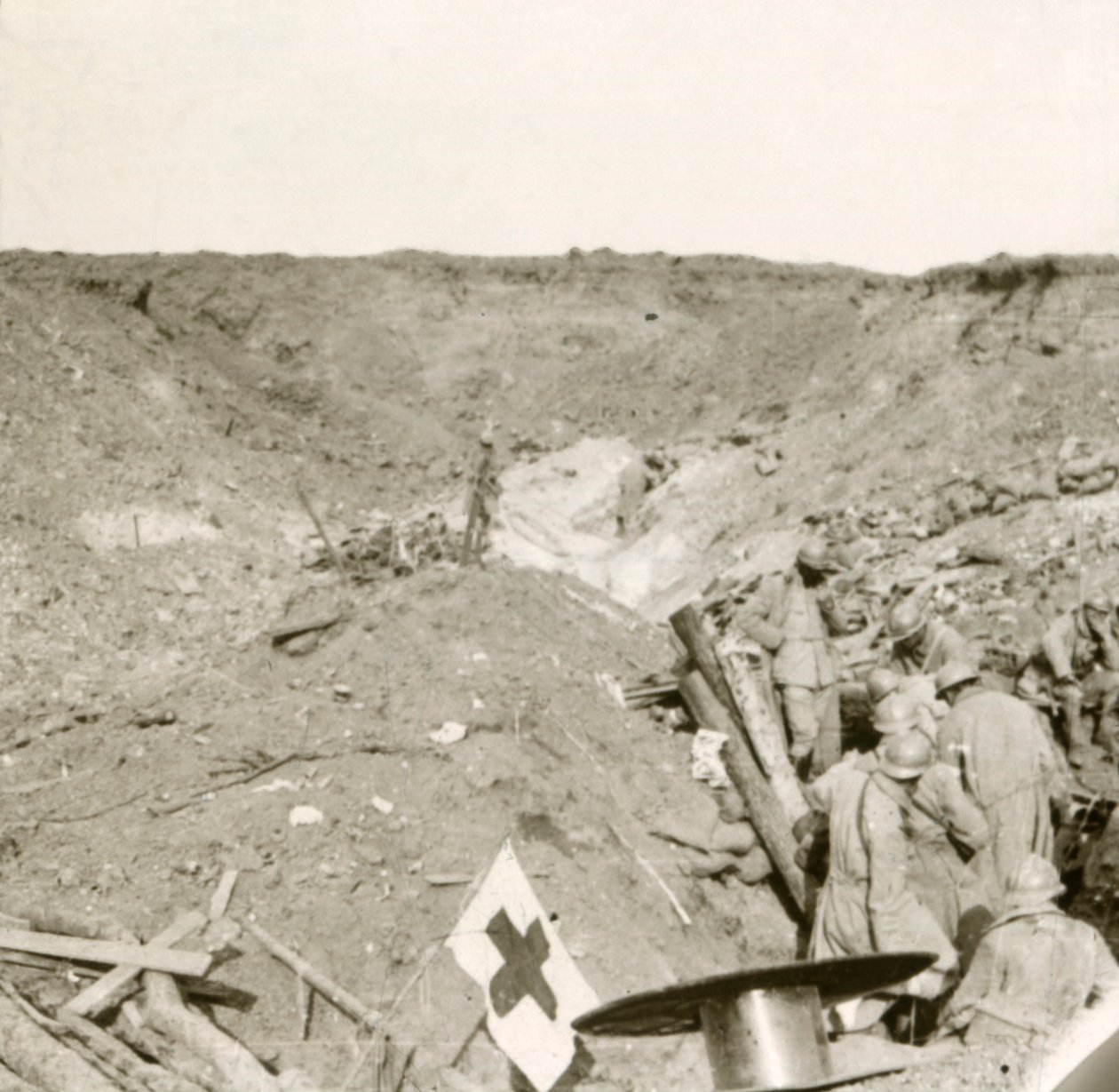Etulinja, Sailly-Saillisel, Pohjois-Ranska, c1914-c1918 tekijältä Unbekannt