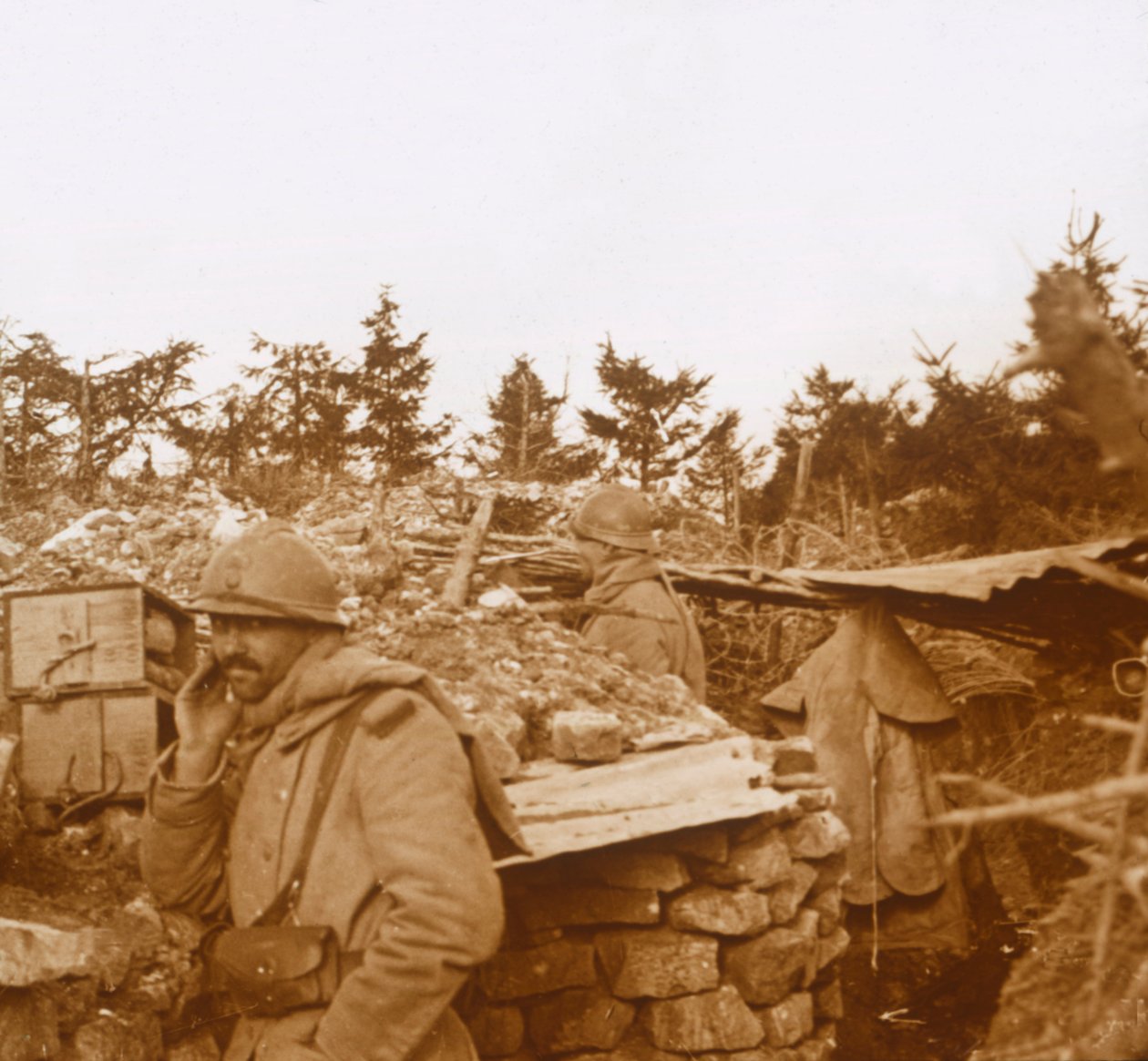 Etulinja, Verdun, Pohjois-Ranska, 1916 tekijältä Unbekannt