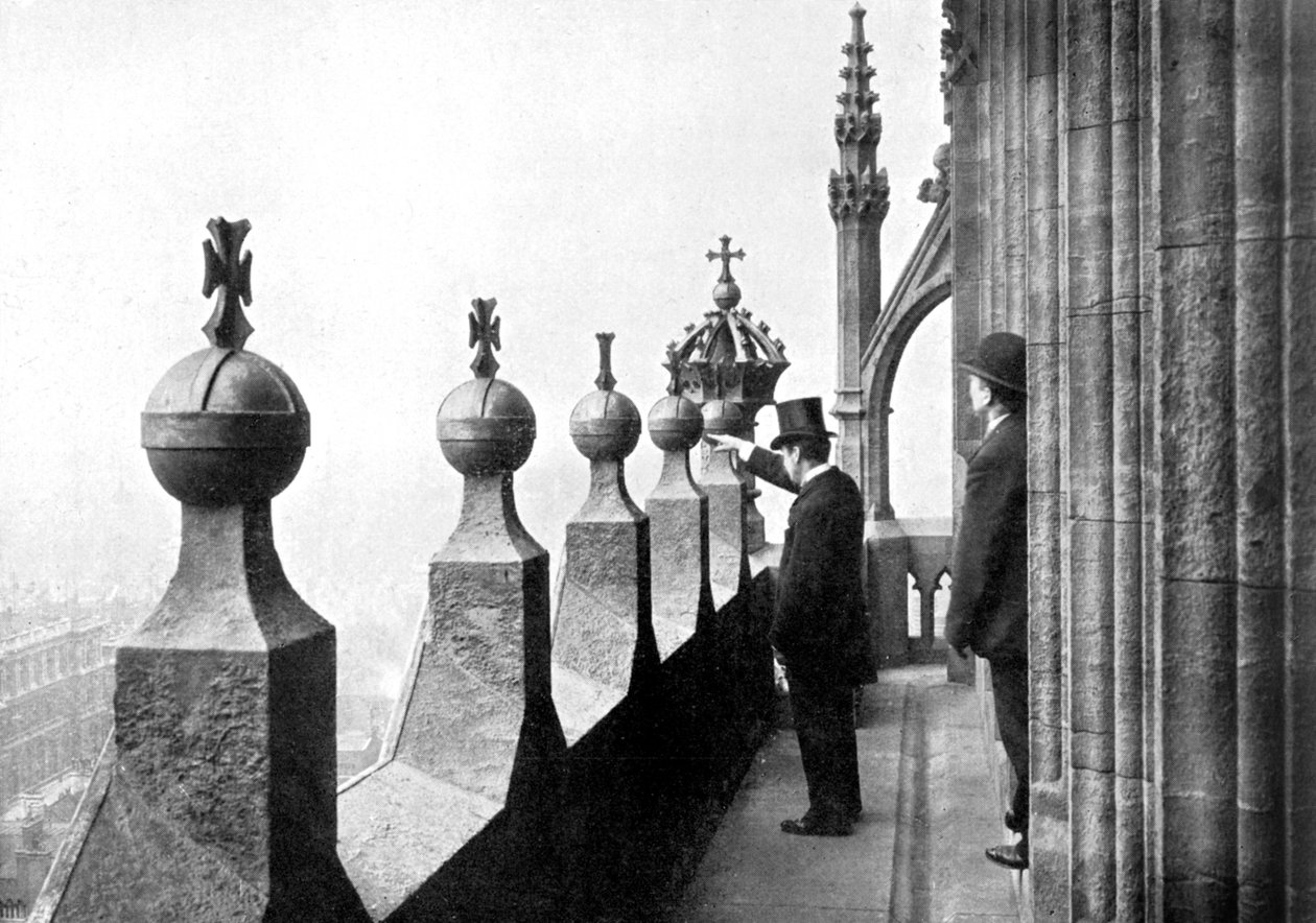 Galleria kellotaulun yläpuolella, Big Ben, Westminsterin palatsi, Lontoo, 1905 tekijältä Unbekannt